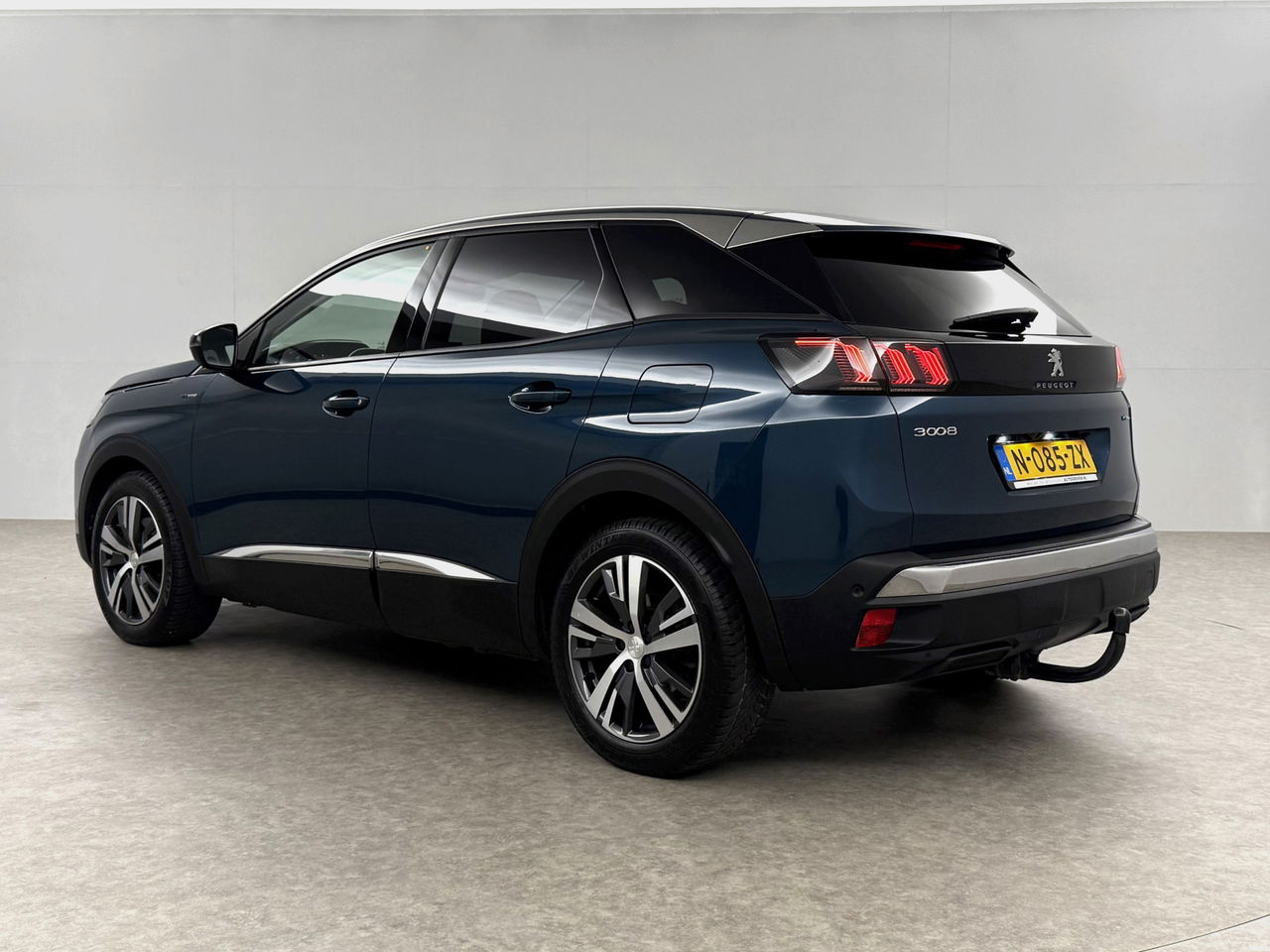 Peugeot 3008 1.6 Hybrid 222PK Allure | 360Camera | Carplay | Virtual Cockpit | LED | Trekhaak | 18''LMV