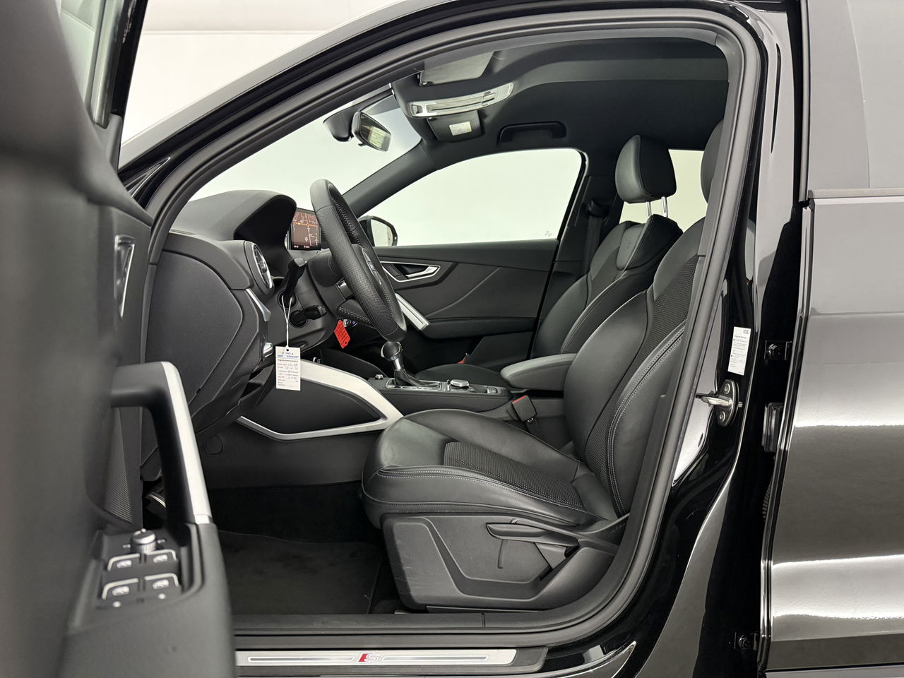 Audi Q2 35 TFSI 150PK S Line | LED | Carplay | Clima | Cruise | Navigatie |  PDC | 18''LMV
