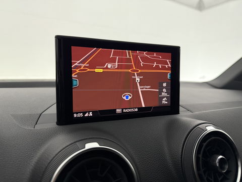 Audi Q2 35 TFSI 150PK S Line | LED | Carplay | Clima | Cruise | Navigatie | Parkeersens. | NAP