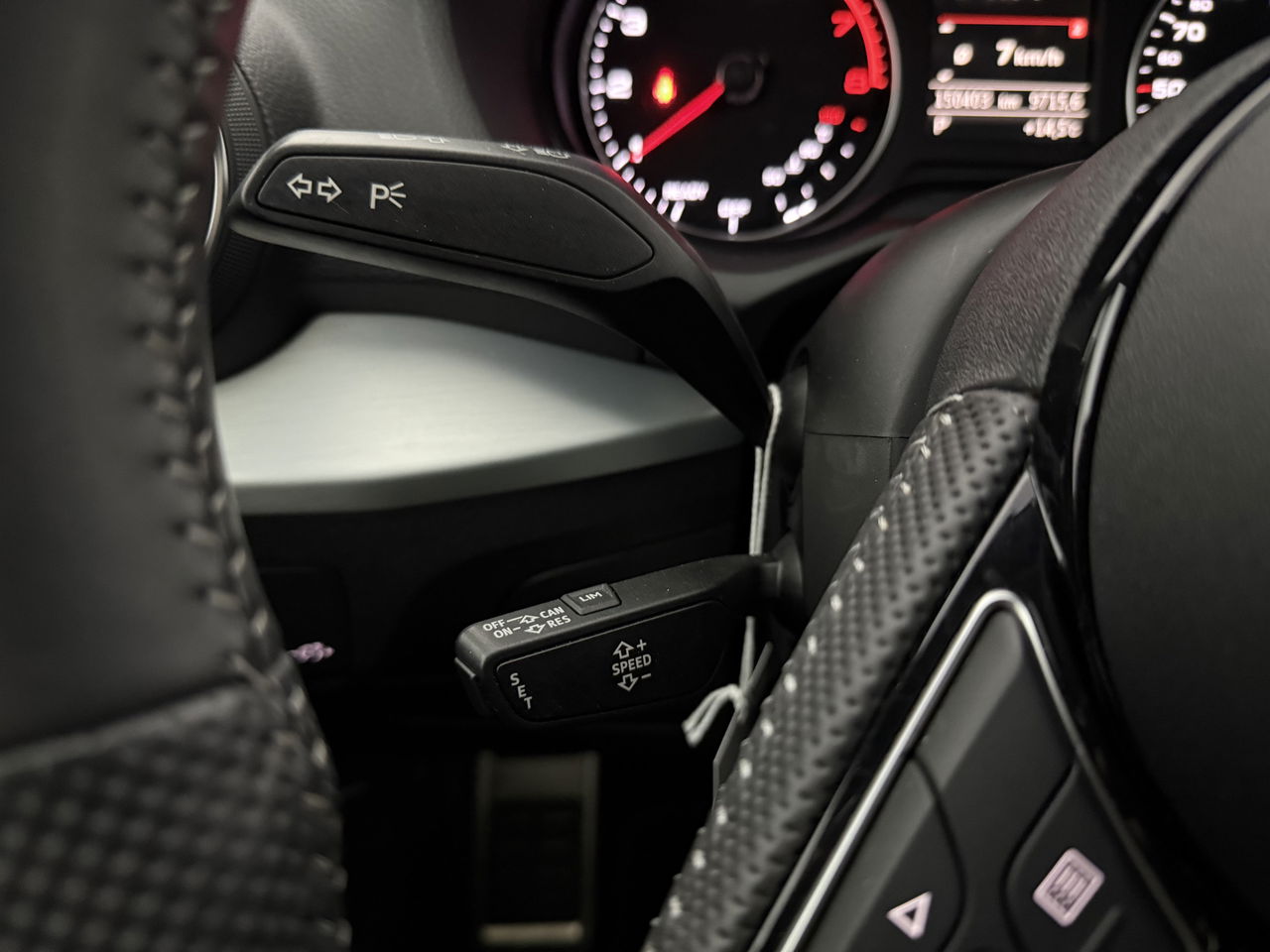 Audi Q2 35 TFSI 150PK S Line | LED | Carplay | Clima | Cruise | Navigatie |  PDC | 18''LMV