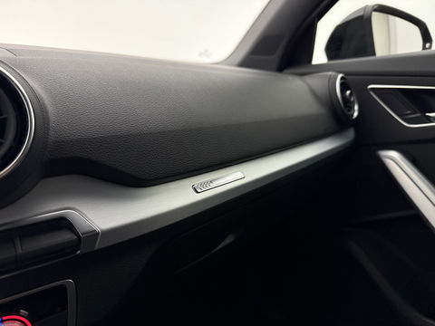 Audi Q2 35 TFSI 150PK S Line | LED | Carplay | Clima | Cruise | Navigatie | Parkeersens. | NAP