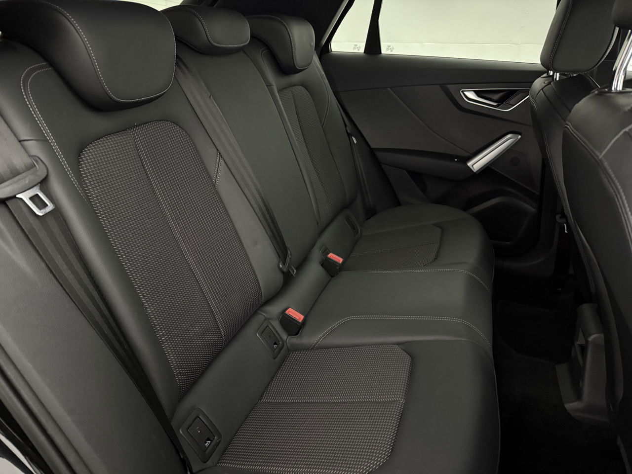 Audi Q2 35 TFSI 150PK S Line | LED | Carplay | Clima | Cruise | Navigatie |  PDC | 18''LMV