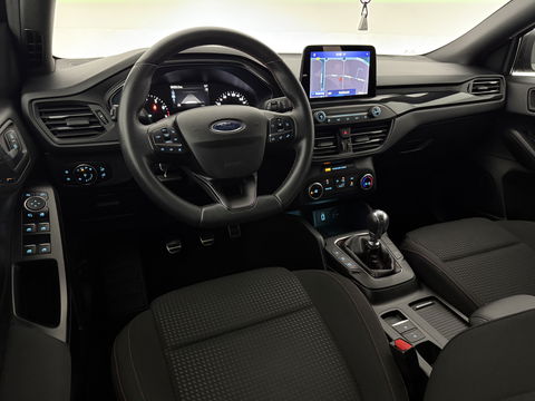 Ford Focus 1.0 ST Line | LED | Carplay | Clima | Cruise | Navigatie | Parkeersens.