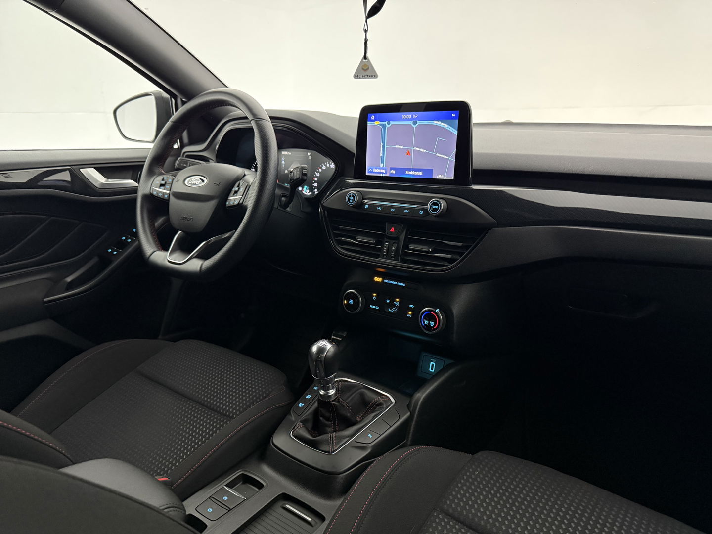 Ford Focus 1.0 ST Line | LED | Carplay | Clima | Cruise | Navigatie | Parkeersens.