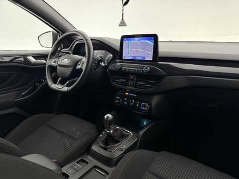 Ford Focus 1.0 ST Line | LED | Carplay | Clima | Cruise | Navigatie | Parkeersens.