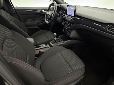Ford Focus 1.0 ST Line | LED | Carplay | Clima | Cruise | Navigatie | Parkeersens.