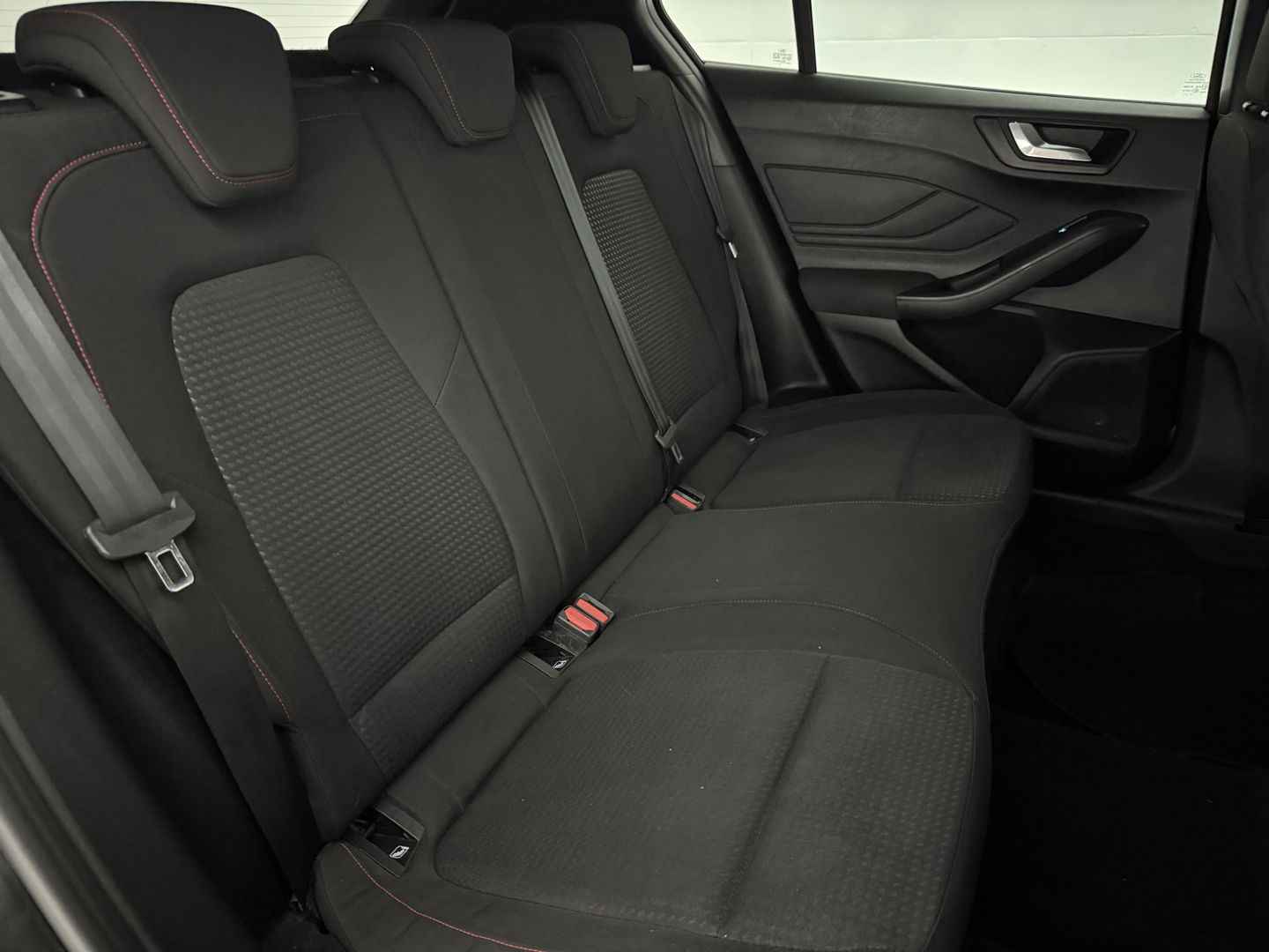 Ford Focus 1.0 ST Line | LED | Carplay | Clima | Cruise | Navigatie | Parkeersens.