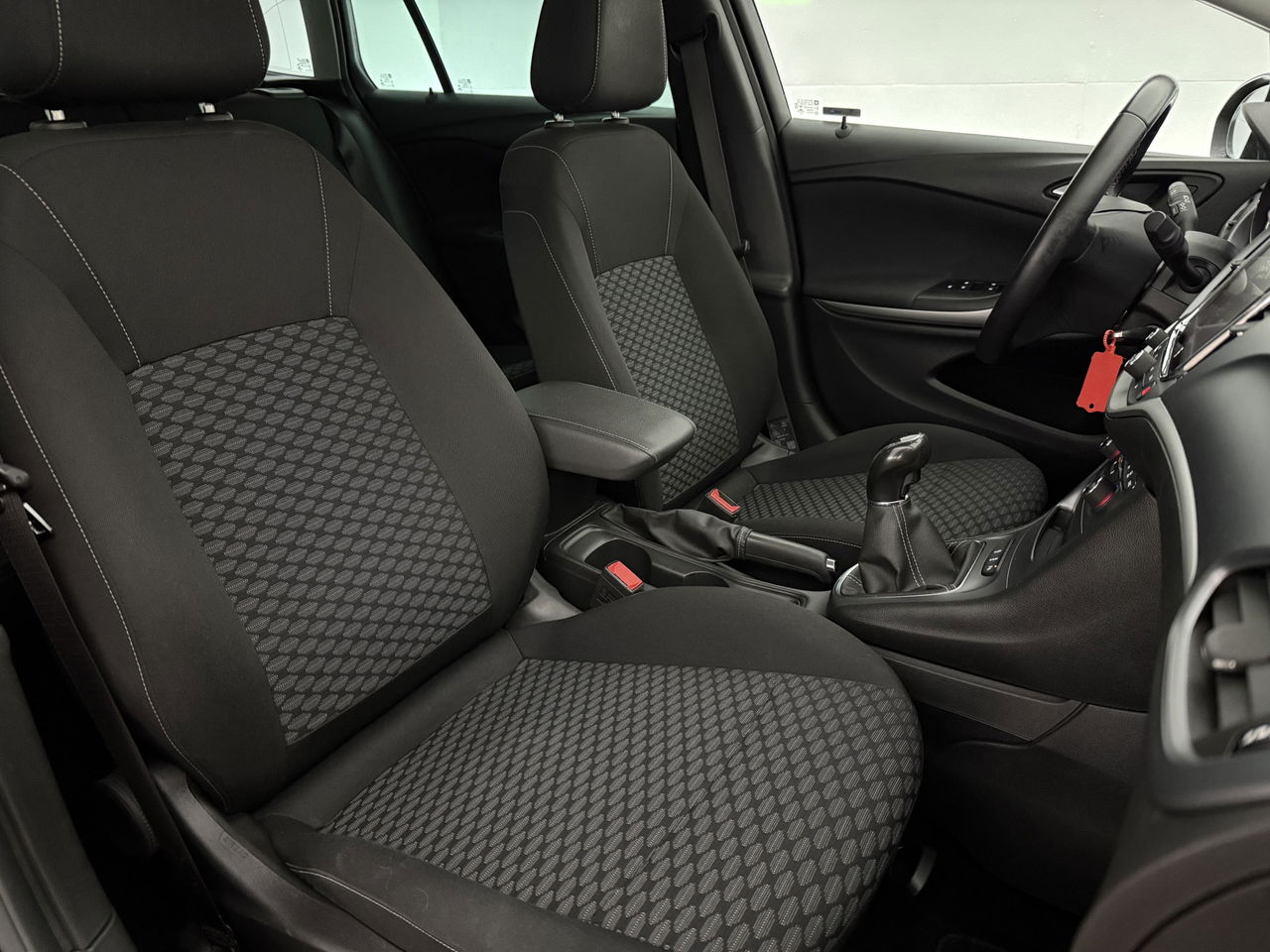 Opel Astra 1.0 Online Edition | Carplay | Cruisecontrol | LED | Trekhaak | PDC | 16''LMV