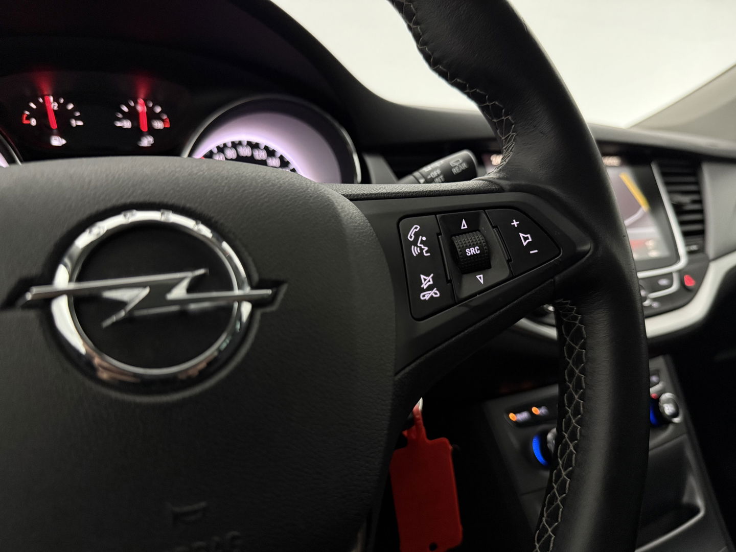 Opel Astra 1.0 Online Edition | Carplay | Cruise | Navi | LED | Trekh. | Parkeersens.