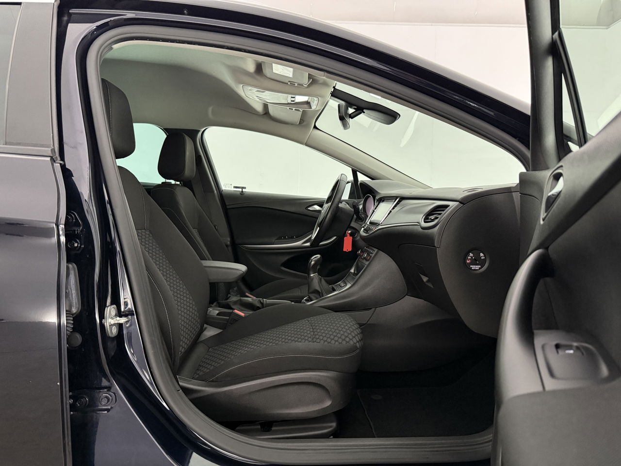 Opel Astra 1.0 Online Edition | Carplay | Cruisecontrol | LED | Trekhaak | PDC | 16''LMV