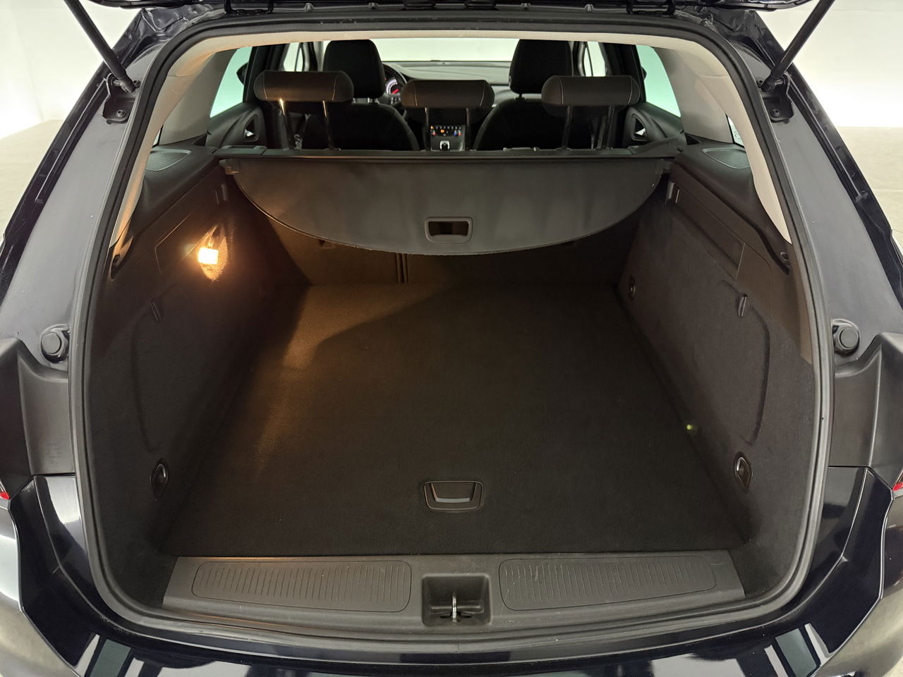 Opel Astra 1.0 Online Edition | Carplay | Cruisecontrol | LED | Trekhaak | PDC | 16''LMV