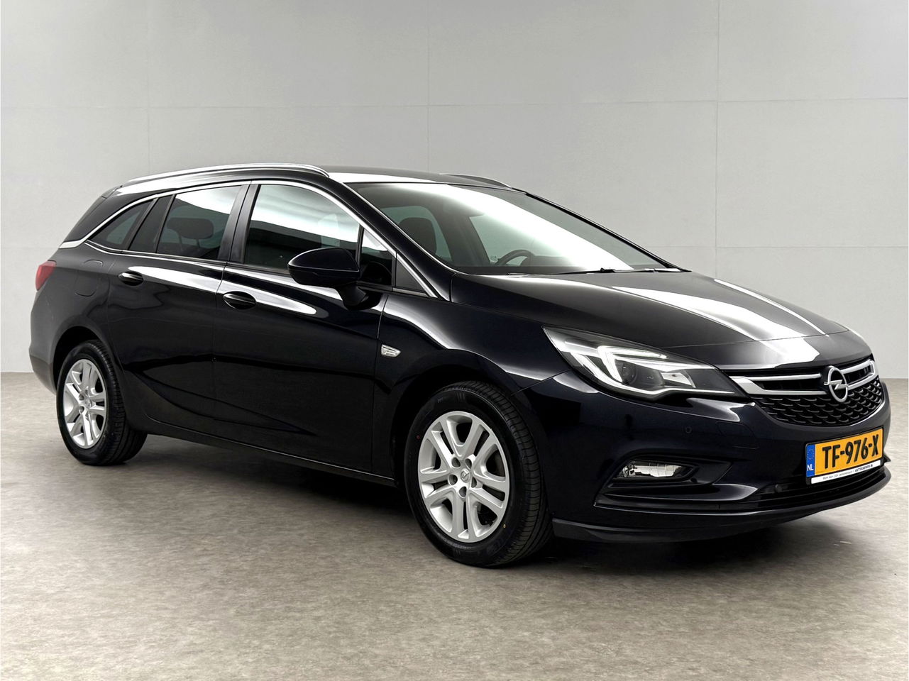 Opel Astra 1.0 Online Edition | Carplay | Cruisecontrol | LED | Trekhaak | PDC | 16''LMV