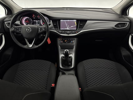 Opel Astra 1.0 Online Edition | Carplay | Cruisecontrol | LED | Trekhaak | PDC | 16''LMV