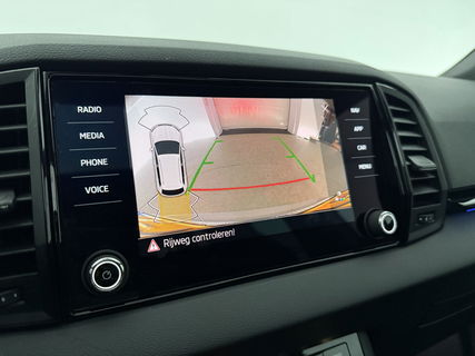 Škoda Karoq 1.5 TSI ACT 150PK Sportline | Panoramadak | Sfeerverl. | Camera | LED | Virtual Cockpit | Carplay