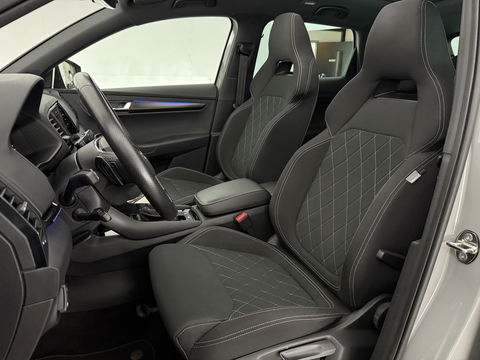 Škoda Karoq 1.5 TSI ACT 150PK Sportline | Pano | Sfeerverl. | Camera | LED | Virtual | Carplay l Stoel/Stuurverw.