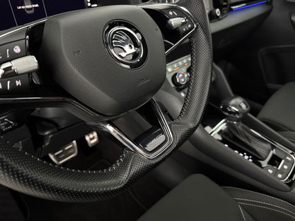 Škoda Karoq 1.5 TSI ACT 150PK Sportline | Panoramadak | Sfeerverl. | Camera | LED | Virtual Cockpit | Carplay