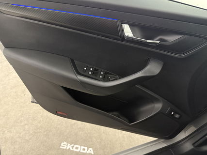 Škoda Karoq 1.5 TSI ACT 150PK Sportline | Panoramadak | Sfeerverl. | Camera | LED | Virtual Cockpit | Carplay