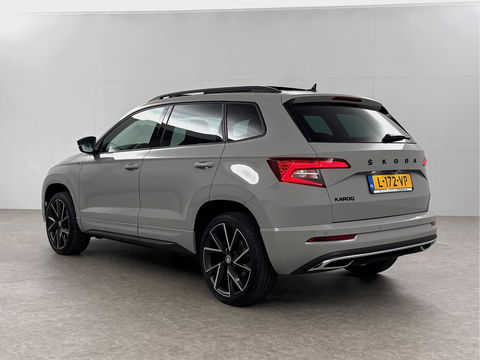 Škoda Karoq 1.5 TSI ACT 150PK Sportline | Pano | Sfeerverl. | Camera | LED | Virtual | Carplay l Stoel/Stuurverw.