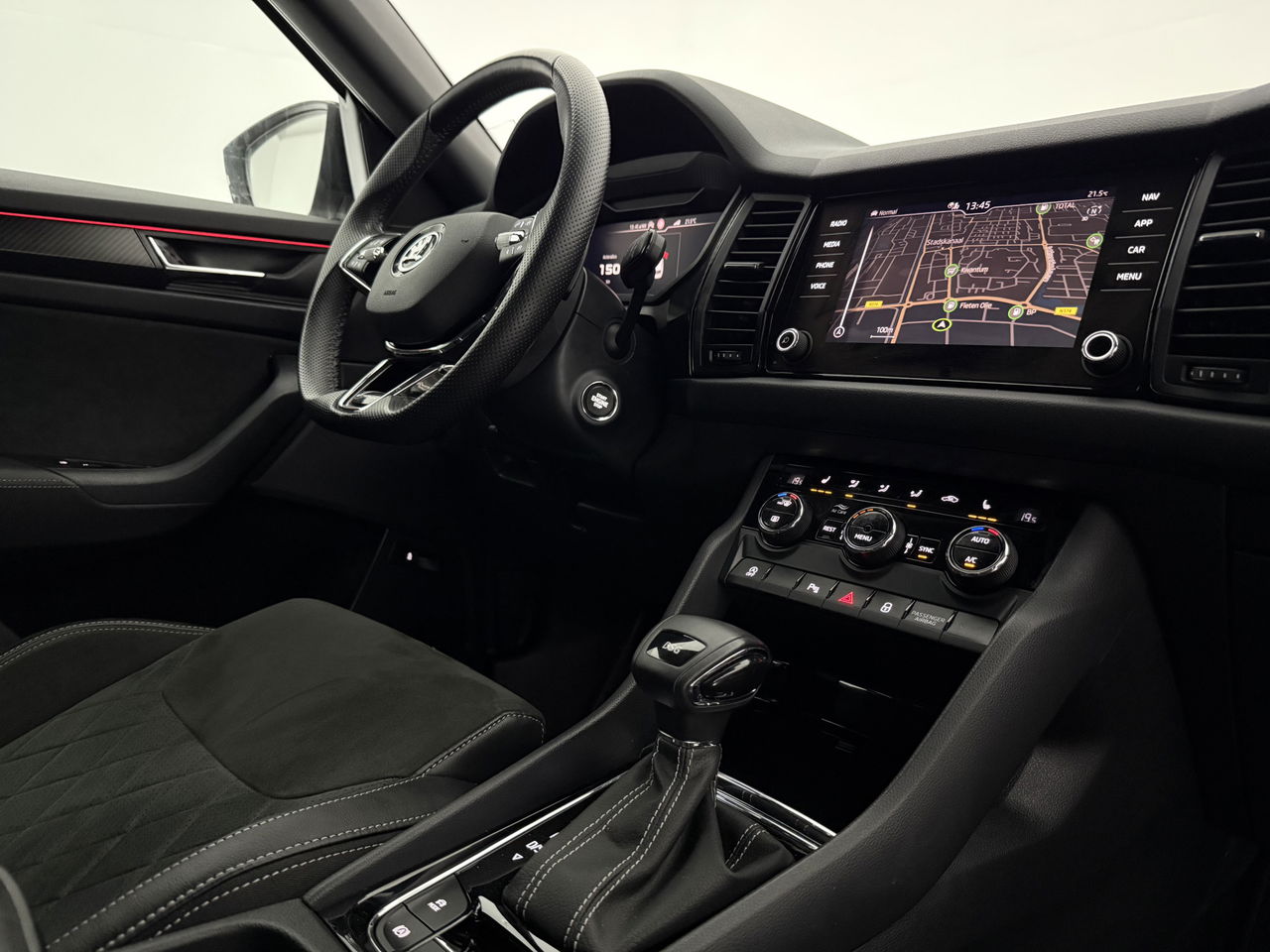 Škoda Kodiaq 1.5 TSI 150PK Sportline Business | Sfeerver. | LED | Virtual Cockpit | Camera | Carplay | Memory seats