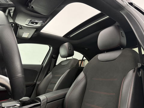 Mercedes-Benz A-Klasse 180 AMG | Pano | Sfeerverl. | Burmester | Camera | Virtual  | LED | Memory l NAP