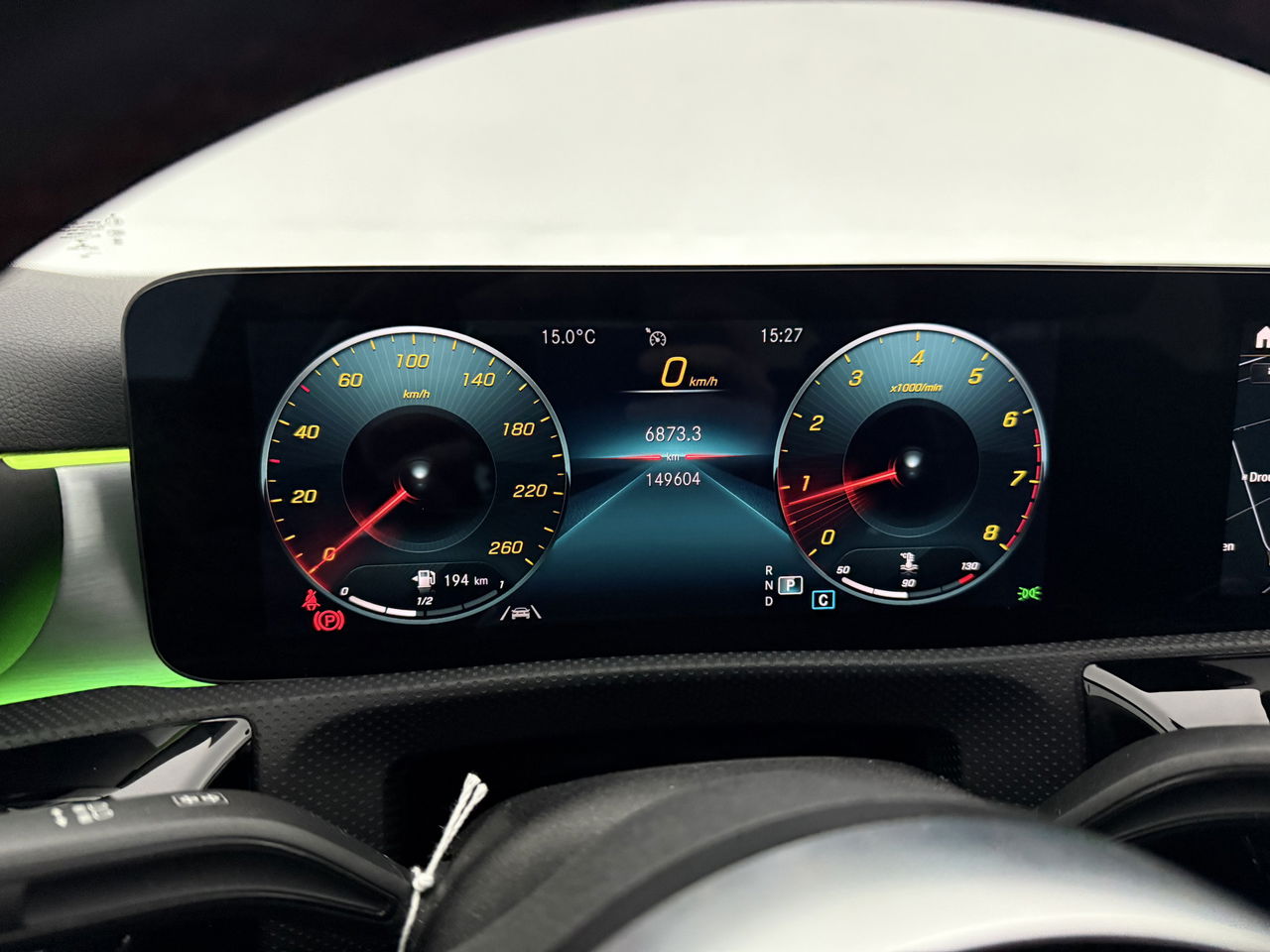 Mercedes-Benz A-Klasse 180 AMG | Panoramadak | Sfeerverl. | Burmester | Camera | Virtual Cockpit | LED | Memory seats