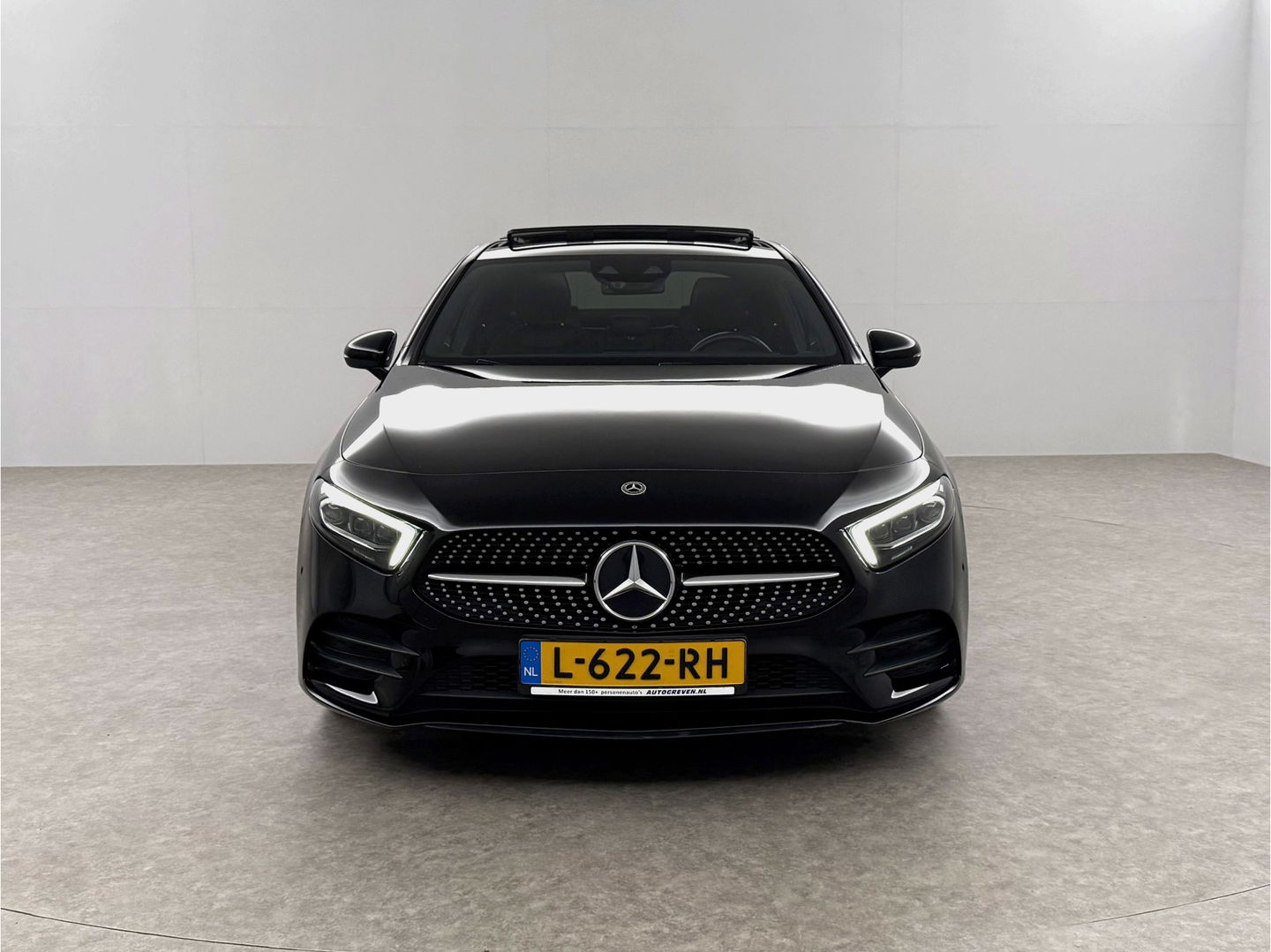 Mercedes-Benz A-Klasse 180 AMG | Pano | Sfeerverl. | Burmester | Camera | Virtual  | LED | Memory l NAP