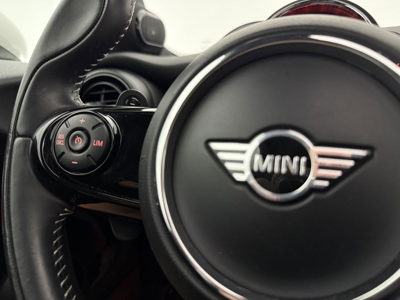 MINI Cooper S 2.0 Cooper S Knightsbridge Edition | 192PK | Panoramadak | Harman/Kardon | Sfeerverl. | LED | Carplay | Parkeersens.