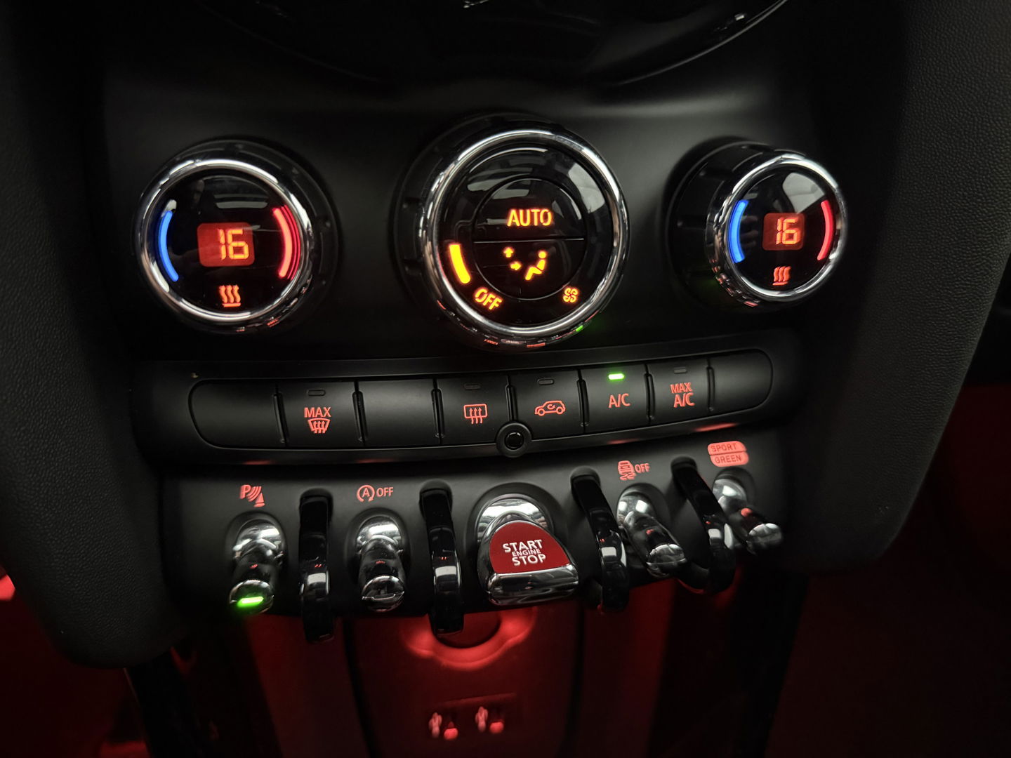 MINI Cooper S 2.0 Cooper S Knightsbridge Edition | 192PK | Pano | H/K | Sfeerverl. | LED | Carplay | Parkeersens.