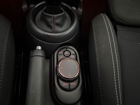 MINI Cooper S 2.0 Cooper S Knightsbridge Edition | 192PK | Pano | H/K | Sfeerverl. | LED | Carplay | Parkeersens.