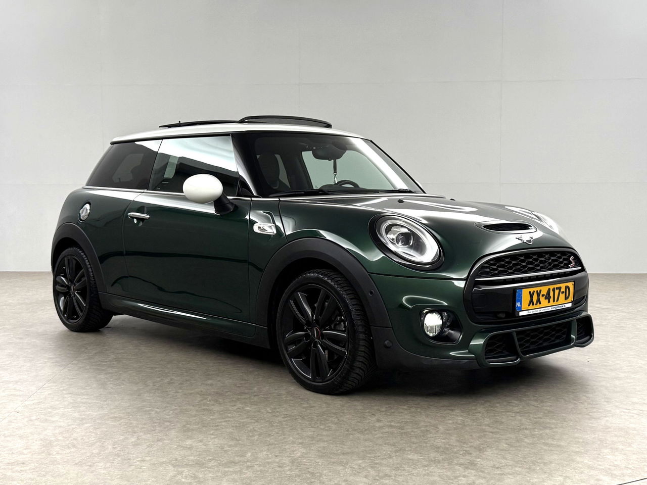 MINI Cooper S 2.0 Cooper S Knightsbridge Edition | 192PK | Panoramadak | Harman/Kardon | Sfeerverl. | LED | Carplay | Parkeersens.