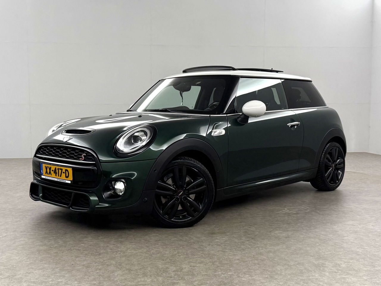 MINI Cooper S 2.0 Cooper S Knightsbridge Edition | 192PK | Panoramadak | Harman/Kardon | Sfeerverl. | LED | Carplay | Parkeersens.