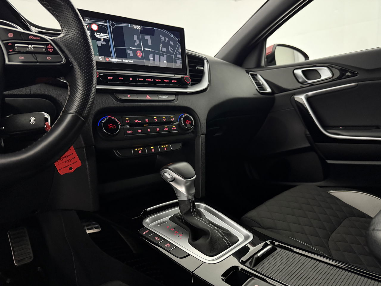 Kia ProCeed 1.4 T-GDI 140PK GT-Line | Camera | LED | Carplay | Virtual Cockpit | Cruisecontrol | Navigatie | Parkeersensoren