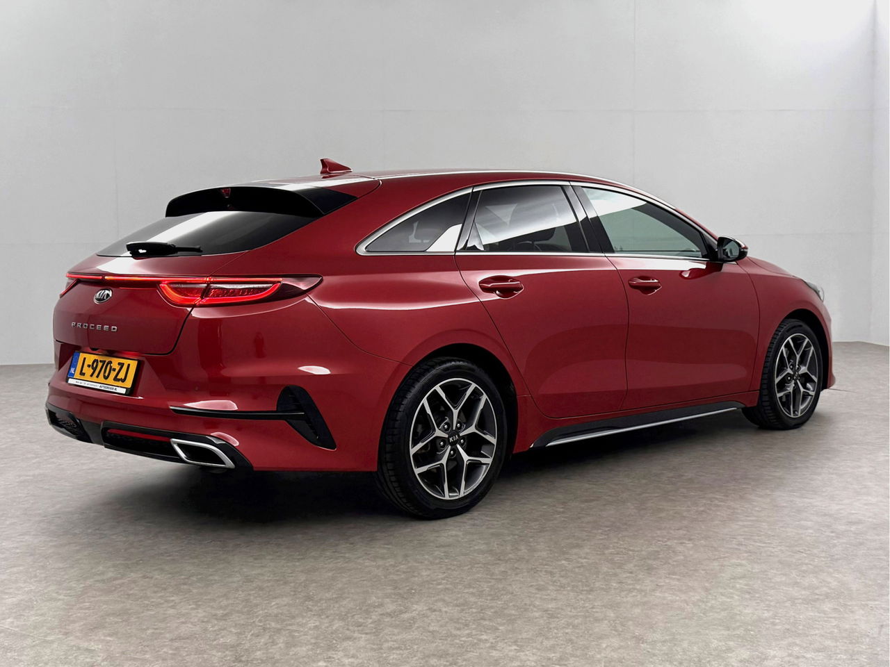 Kia ProCeed 1.4 T-GDI 140PK GT-Line | Camera | LED | Carplay | Virtual Cockpit | Cruisecontrol | Navigatie | Parkeersensoren