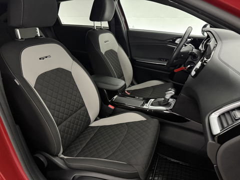 Kia ProCeed 1.4 T-GDI 140PK GT-Line | Camera | LED | Carplay | Virtual | Cruise | Navi | Parkeersens. l Stuur/Stoelverw.
