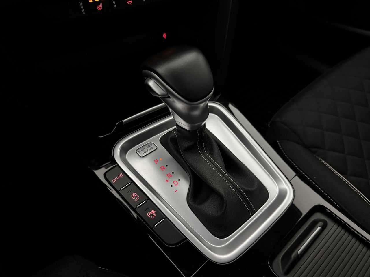 Kia ProCeed 1.4 T-GDI 140PK GT-Line | Camera | LED | Carplay | Virtual Cockpit | Cruisecontrol | Navigatie | Parkeersensoren