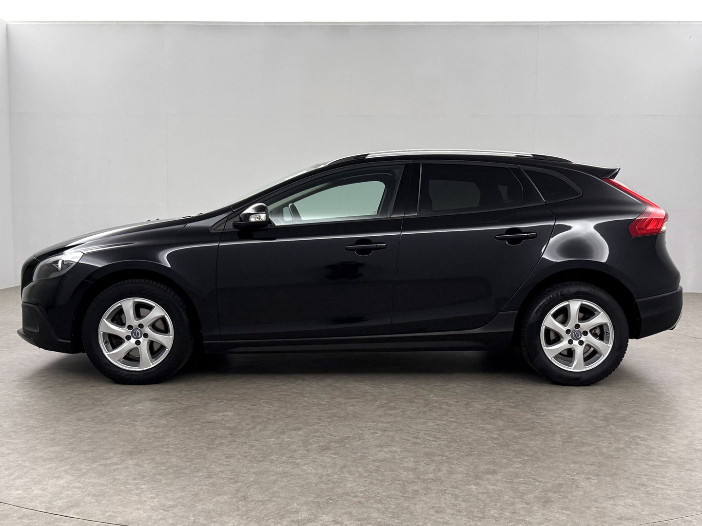 Volvo V40 1.6 T4 Cross Country | 180PK | Airco | Cruise | Navigatie | Dodehoek | Parkeersens.