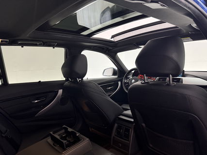 BMW 3-serie 320d High Executive 191PK M-Sport | Panoramadak | LED | Cruisecontrol | Navigatie | Parkeersens. | 19"LMV
