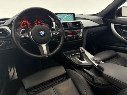 BMW 3-serie 320d High Executive 191PK M-Sport | Panoramadak | LED | Cruisecontrol | Navigatie | Parkeersens. | 19"LMV