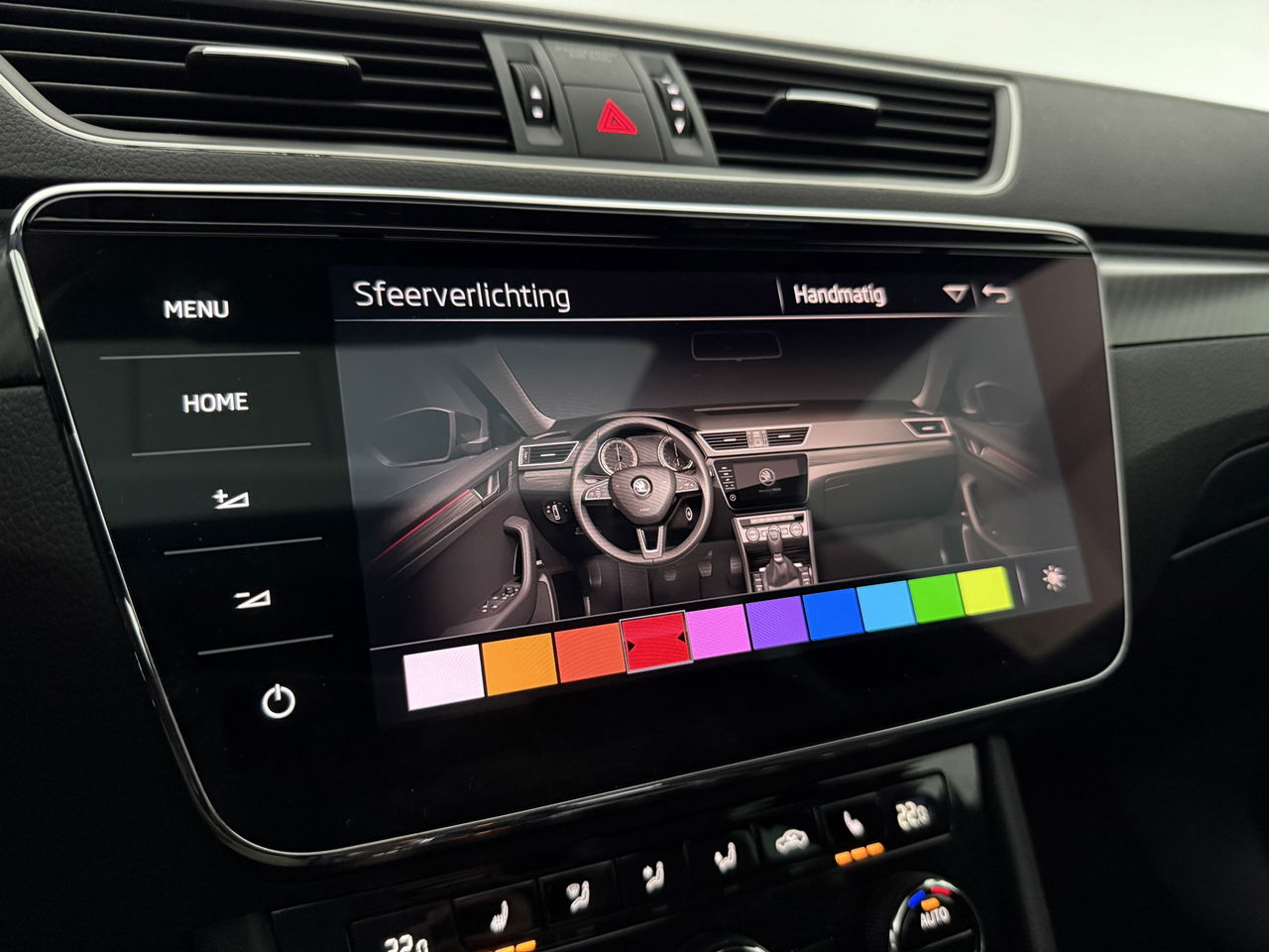 Škoda Superb 1.5 TSI 150PK ACT Sportline Business Pano LED Sfeer Trekaak Virtual Camera Carplay Memory Clima Cruise Navi PDC 19''LMV