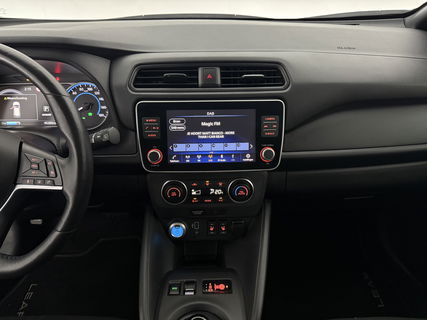 Nissan Leaf Acenta 40 kWh | LED | Camera | Carplay | Clima | Cruisecontrol | 16''LMV