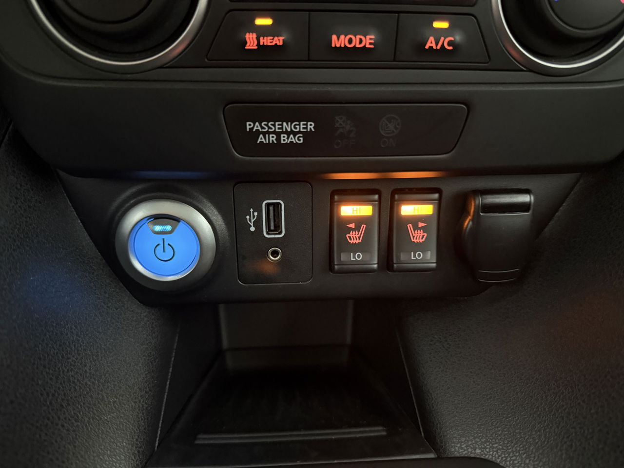 Nissan Leaf Acenta 40 kWh | LED | Camera | Carplay | Clima | Cruisecontrol | 16''LMV