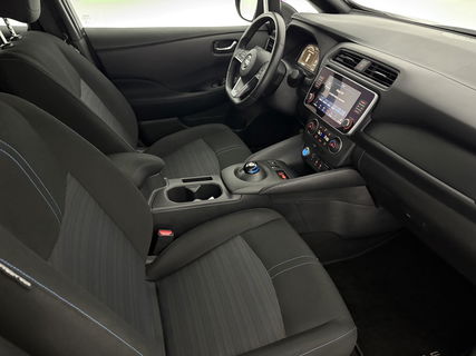 Nissan Leaf Acenta 40 kWh | LED | Camera | Carplay | Clima | Cruisecontrol | 16''LMV