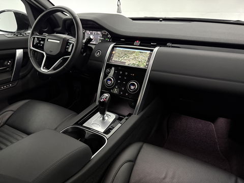 Land Rover Discovery Sport P300e 1.5 R-Dynamic HSE 254PK l Pano l Memory l 360° l Dodehoek l Carplay l Clima l Leder l LED l Trekh. l Virtual l Navi l Parkeersens.