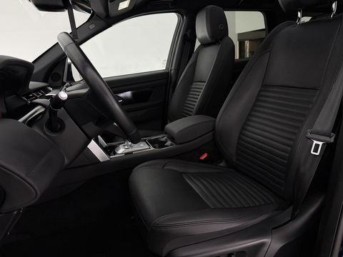Land Rover Discovery Sport P300e 1.5 R-Dynamic HSE 254PK l Pano l Memory l 360° l Dodehoek l Carplay l Clima l Leder l LED l Trekh. l Virtual l Navi l Parkeersens.