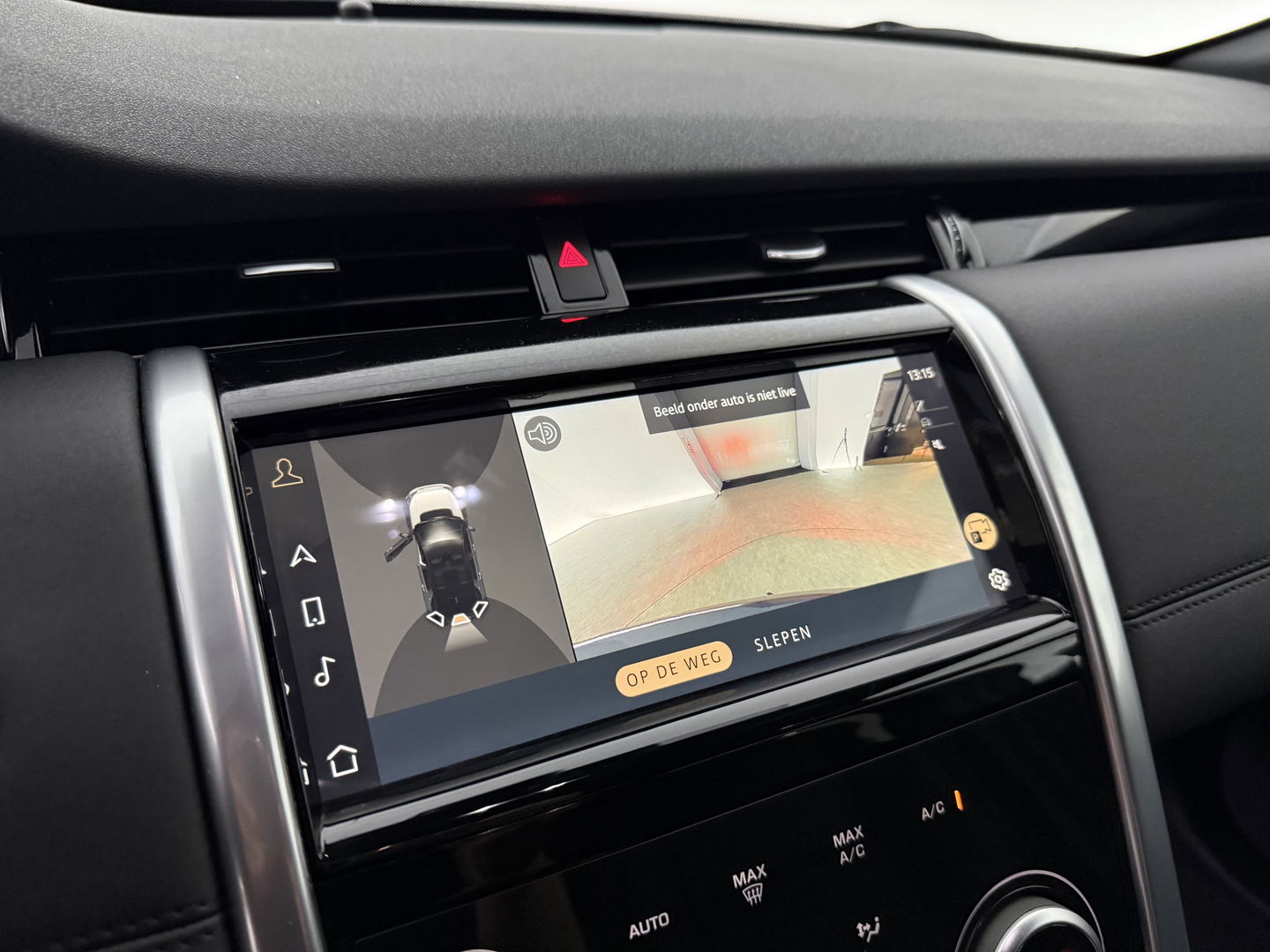 Land Rover Discovery Sport P300e 1.5 R-Dynamic HSE 254PK l Pano l Memory l 360° l Dodehoek l Carplay l Clima l Leder l LED l Trekh. l Virtual l Navi l Parkeersens.