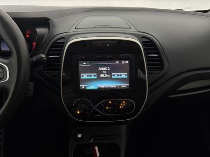 Renault Captur 0.9 TCe Limited | Cruise | LED | Parkeersens. | Clima | 16"LMV