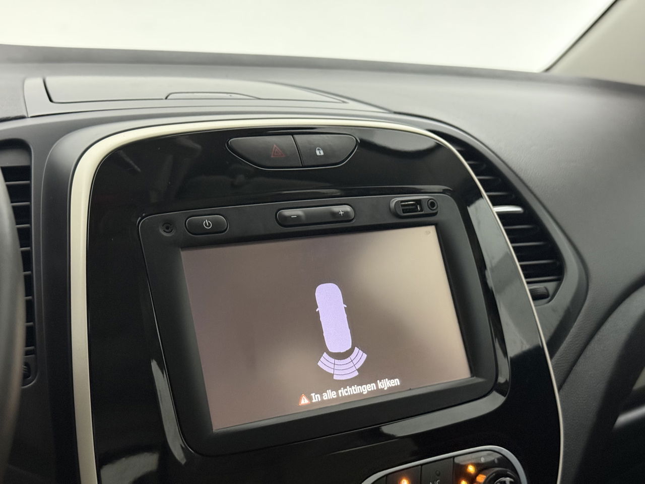 Renault Captur 0.9 TCe Limited | Cruise | LED | Parkeersens. | Clima | 16"LMV