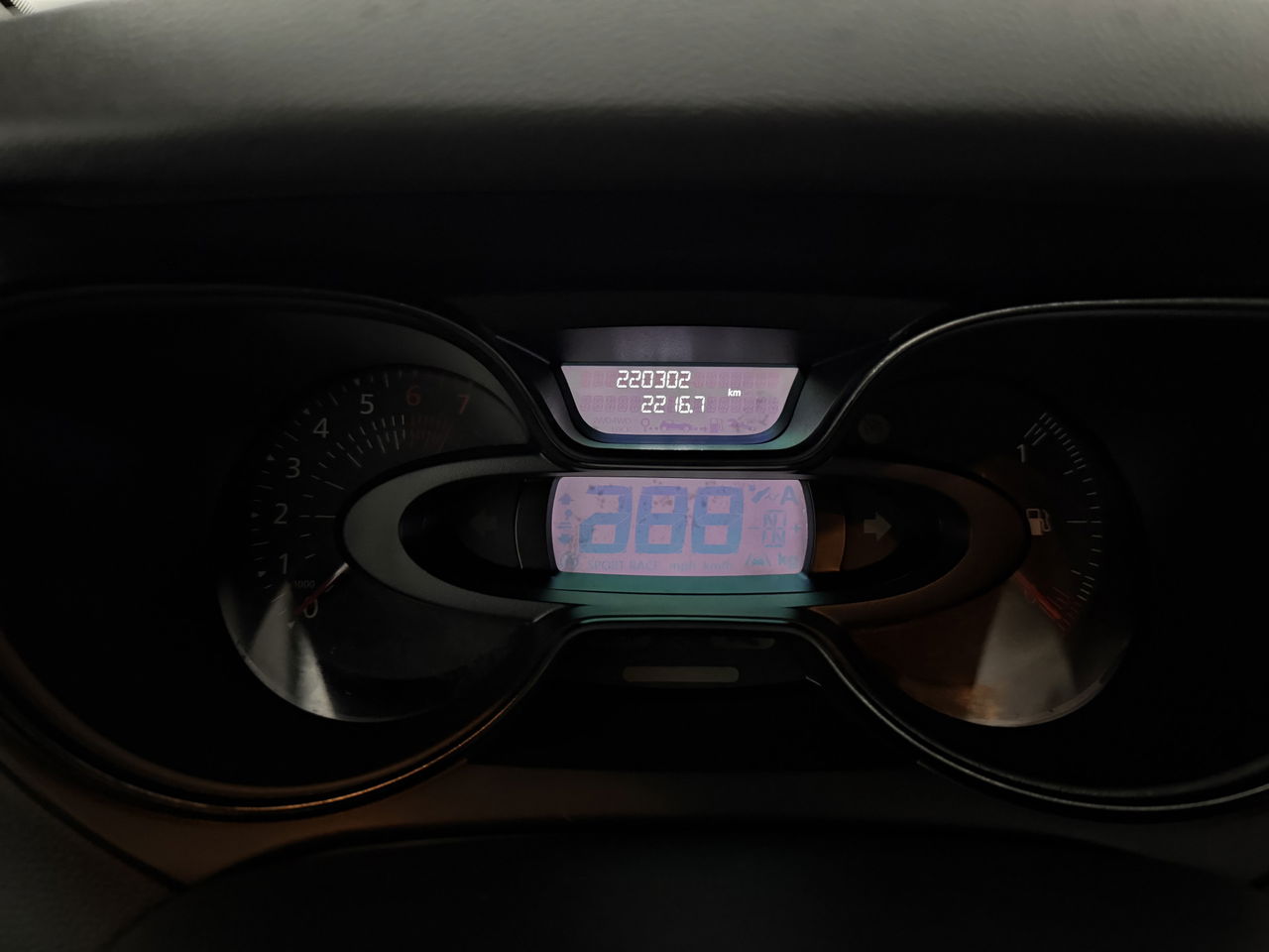 Renault Captur 0.9 TCe Limited | Cruise | LED | Parkeersens. | Clima | 16"LMV