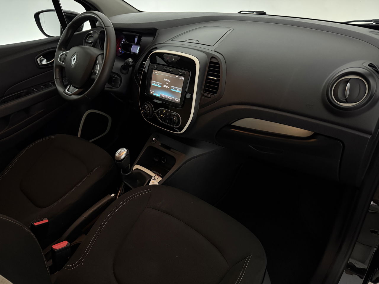 Renault Captur 0.9 TCe Limited | Cruise | LED | Parkeersens. | Clima | 16"LMV