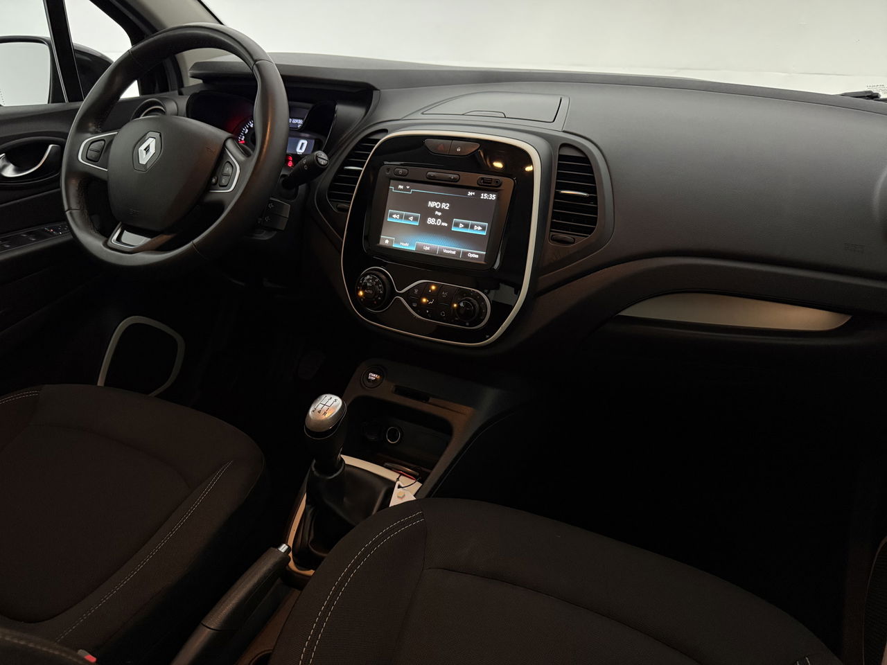 Renault Captur 0.9 TCe Limited | Cruise | LED | Parkeersens. | Clima | 16"LMV